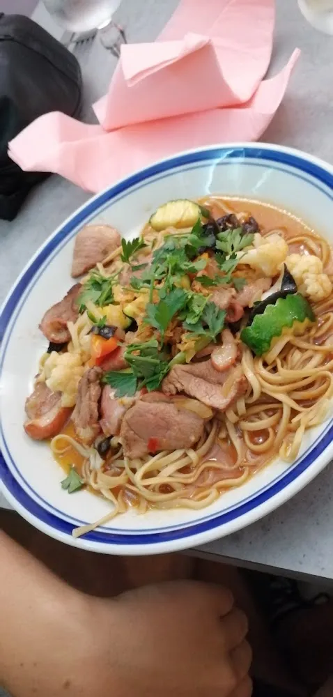 Nudeln Mit Ente Und Gemüse